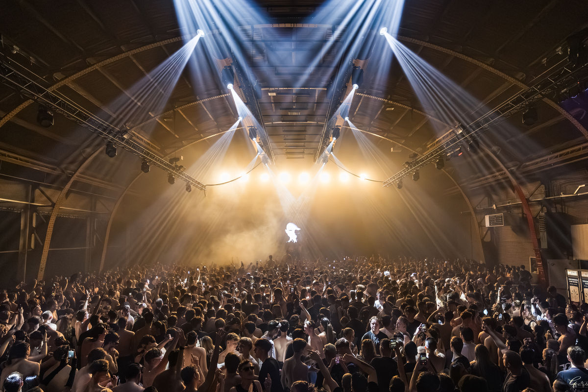 Loading... just a sec